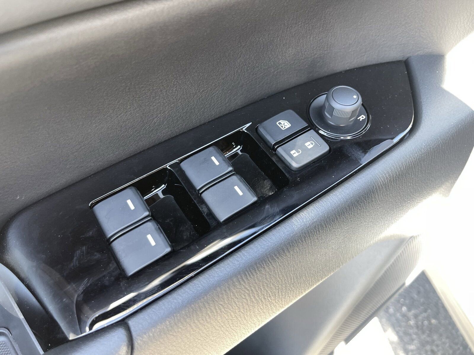 New 2025 MAZDA CX-5 AWD 2.5 S w/ Preferred Package image 22