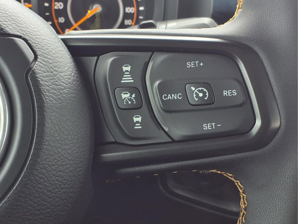 Used 2024 Jeep Wrangler Willys image 15