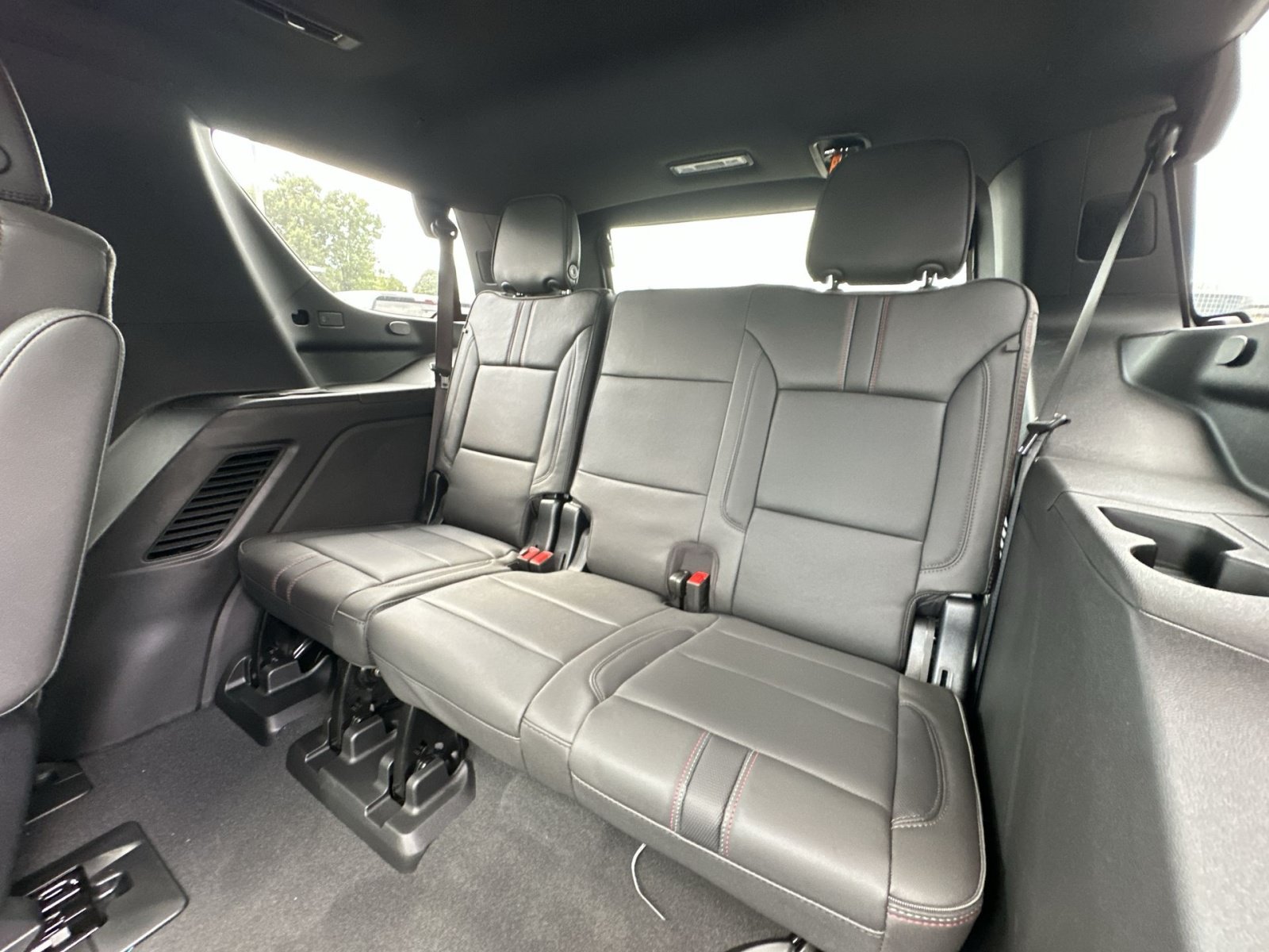 New 2026 Chevrolet Tahoe RST w/ Comfort Package AWD/4WD image 26