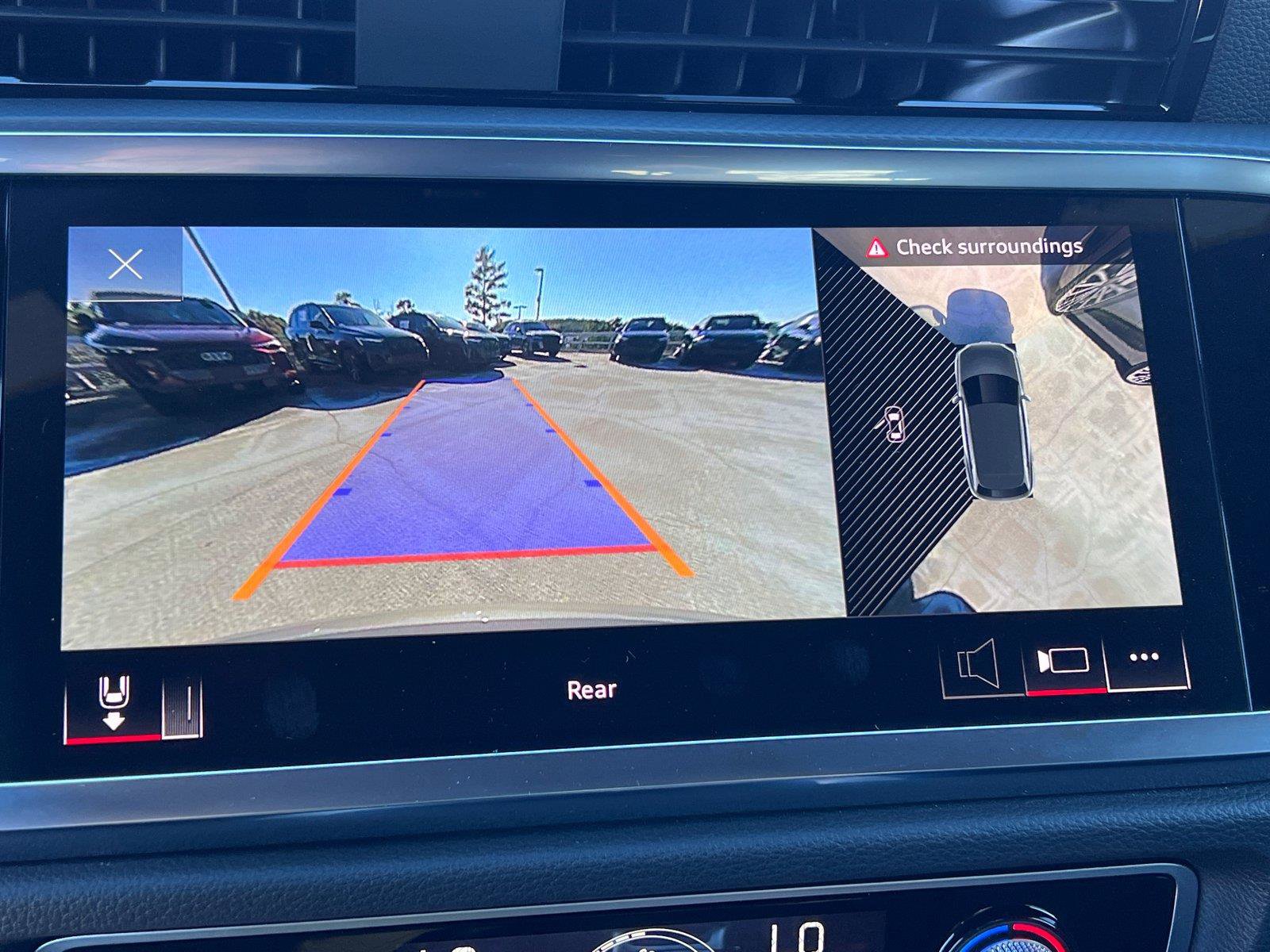 Used 2024 Audi Q3 2.0T Premium Plus w/ Premium Plus Package AWD/4WD image 30