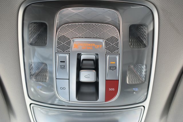 Used 2022 Genesis GV70 2.5T w/ Select Package image 37