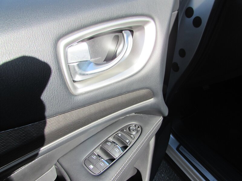 Used 2016 INFINITI QX60 FWD image 6