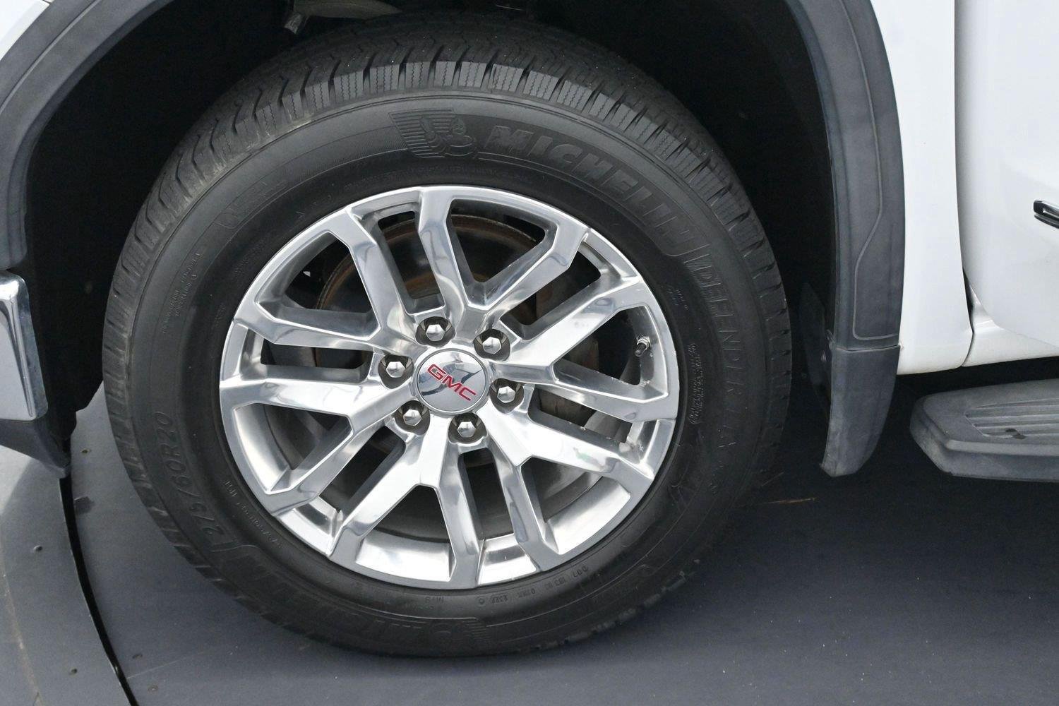 Used 2019 GMC Sierra 1500 SLT w/ SLT Premium Plus Package AWD/4WD image 38