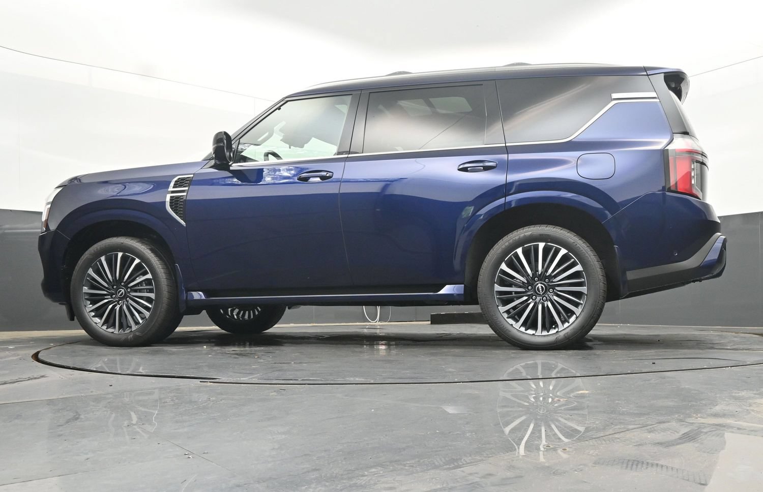 New 2025 Nissan Armada Platinum Reserve AWD/4WD image 29