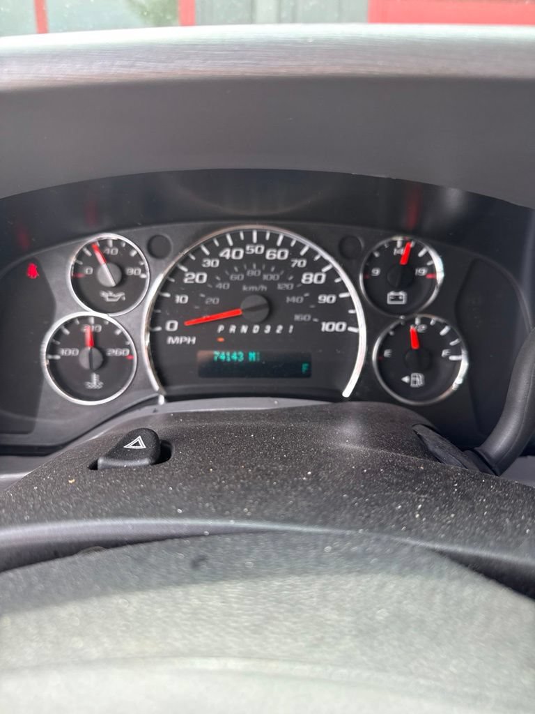 Used 2014 Chevrolet Express 1500 AWD image 60