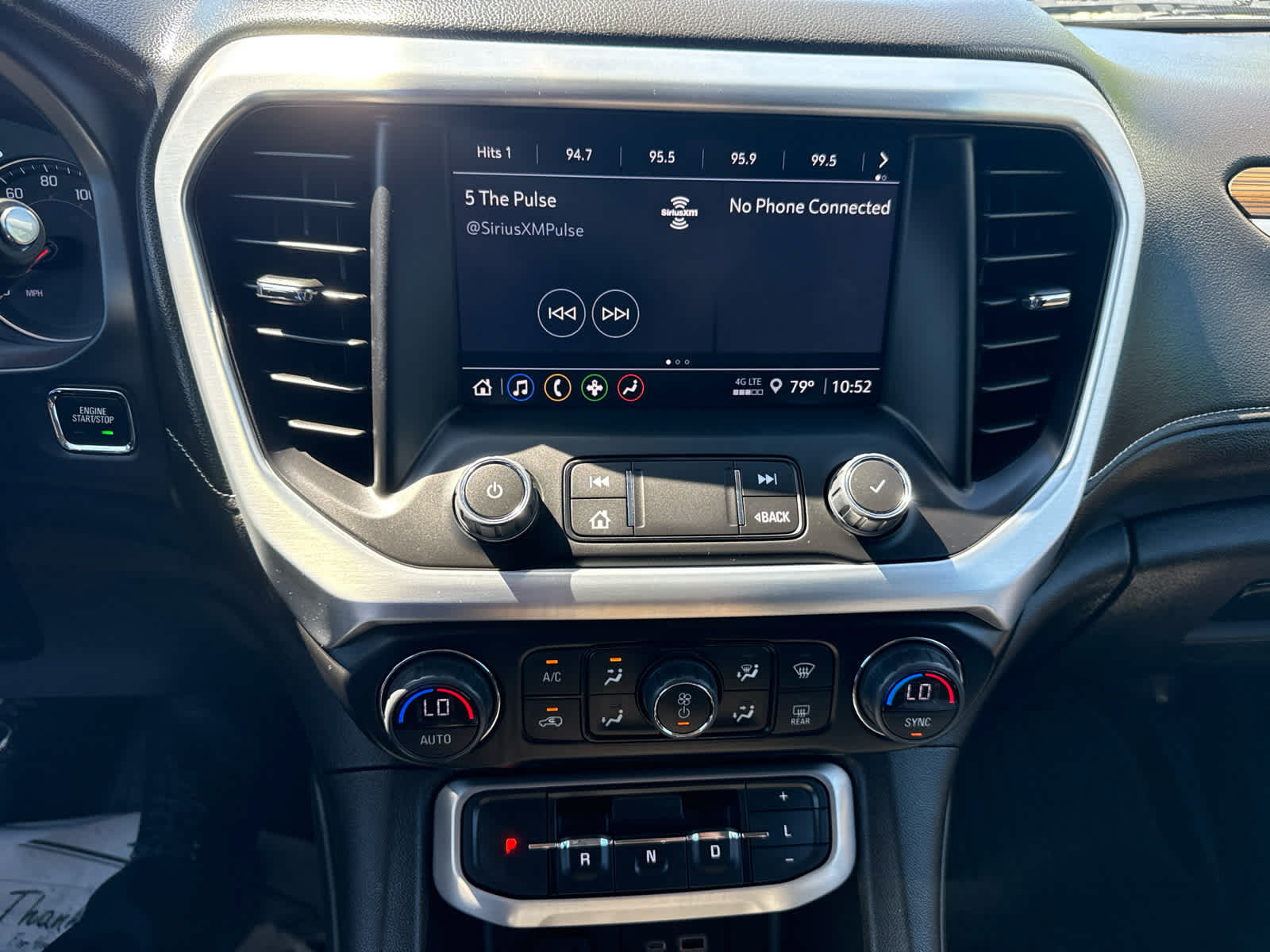 Used 2023 GMC Acadia SLE w/ Driver Convenience Package AWD/4WD image 23