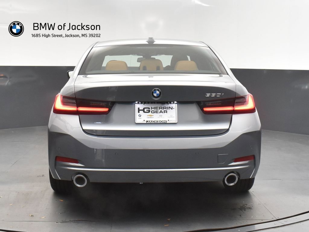 New 2026 BMW 330i Sedan w/ Convenience Package RWD image 6
