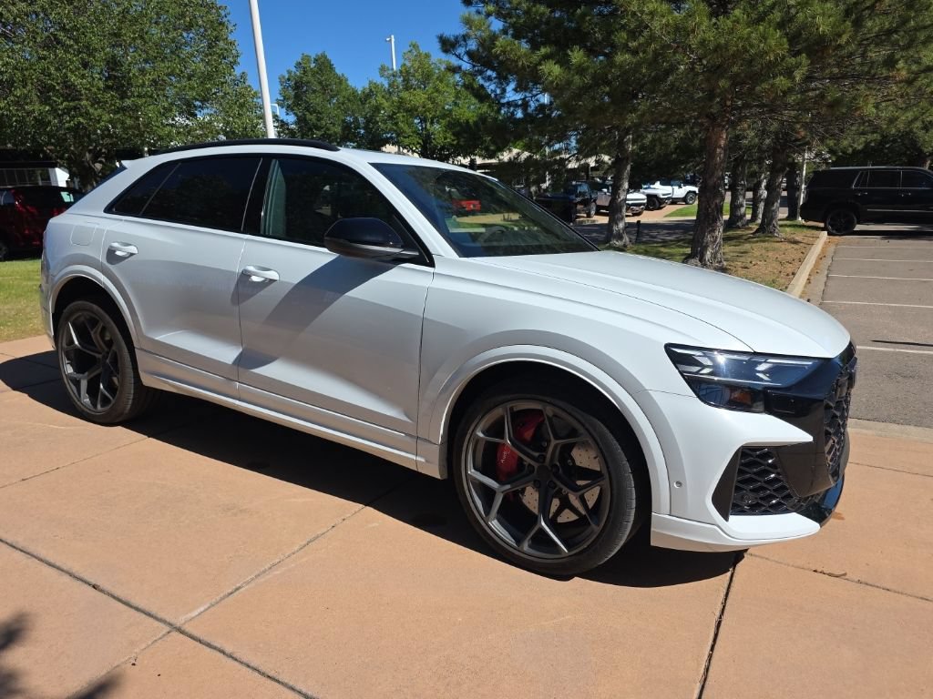 Used 2026 Audi RS Q8 performance AWD/4WD image 11
