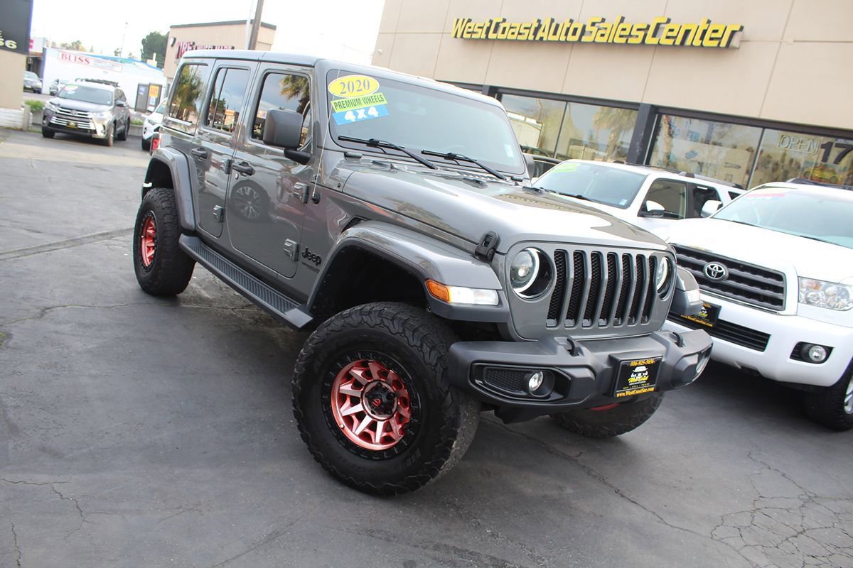 Used 2020 Jeep Wrangler Unlimited Sahara image 35
