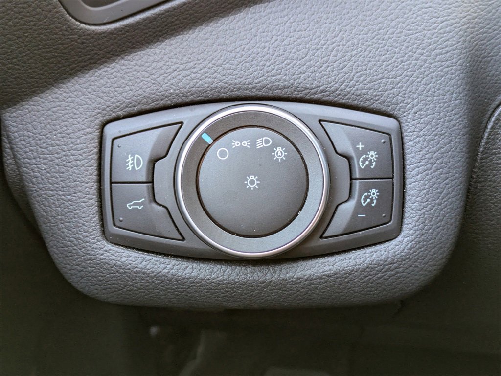 Used 2018 Ford Escape SE image 31