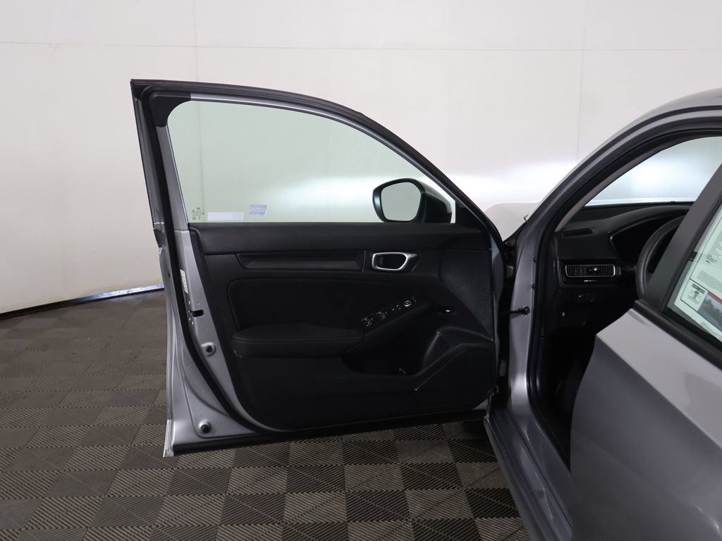 Used 2025 Honda Civic LX image 15