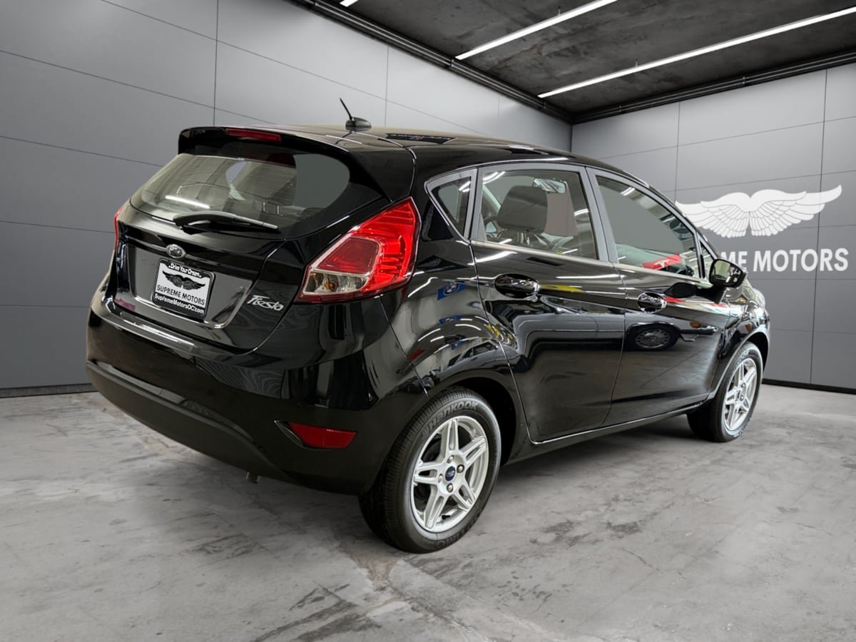 Used 2019 Ford Fiesta SE FWD image 5