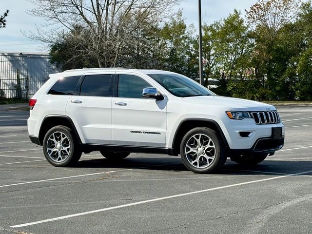 Used 2021 Jeep Grand Cherokee Limited w/ Sun & Sound Group image 10