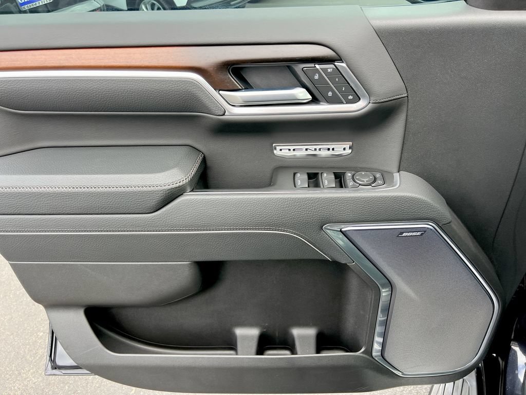 Used 2026 GMC Sierra 1500 Denali w/ Technology Package AWD/4WD image 19
