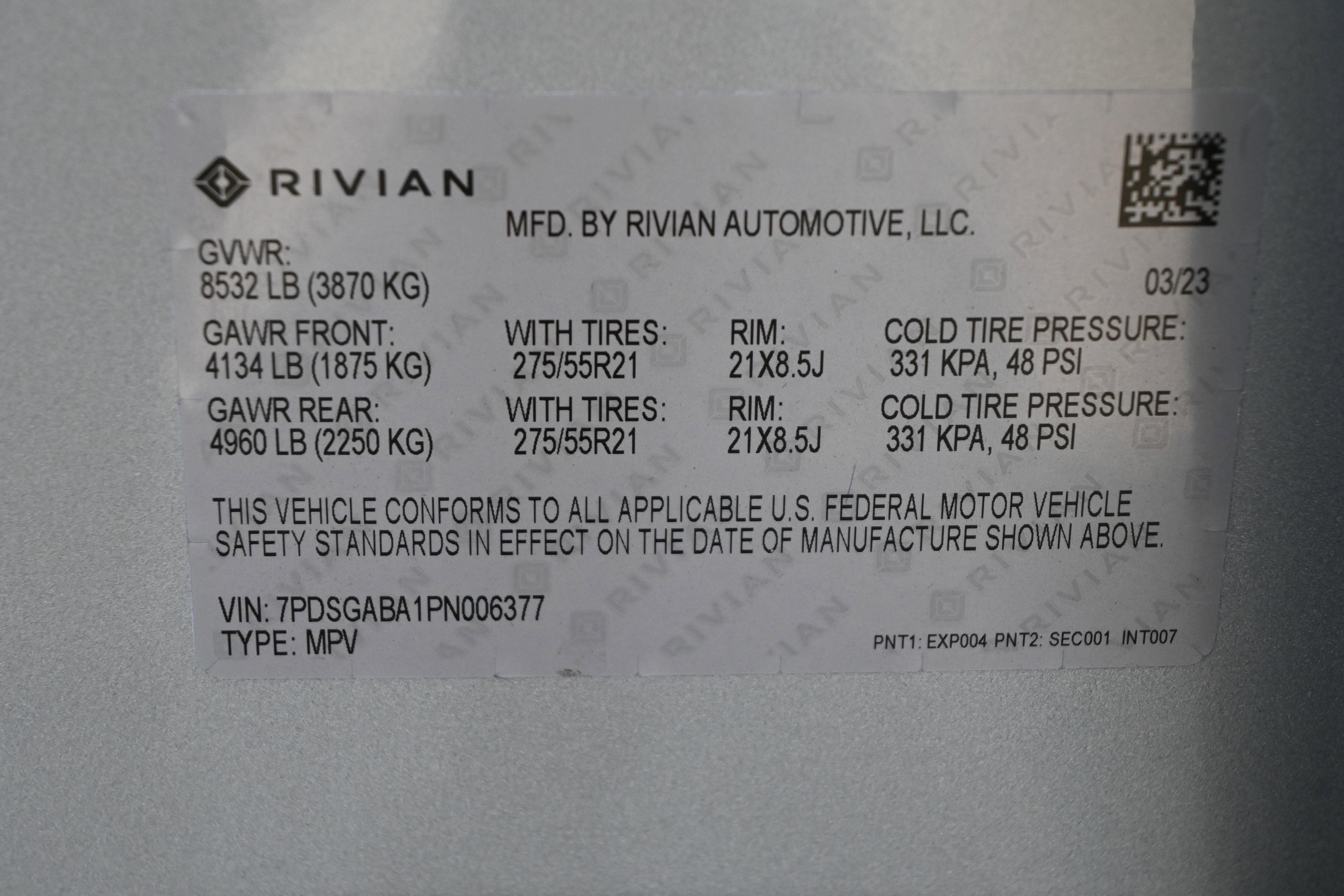 Used 2023 Rivian R1S Adventure AWD/4WD image 16