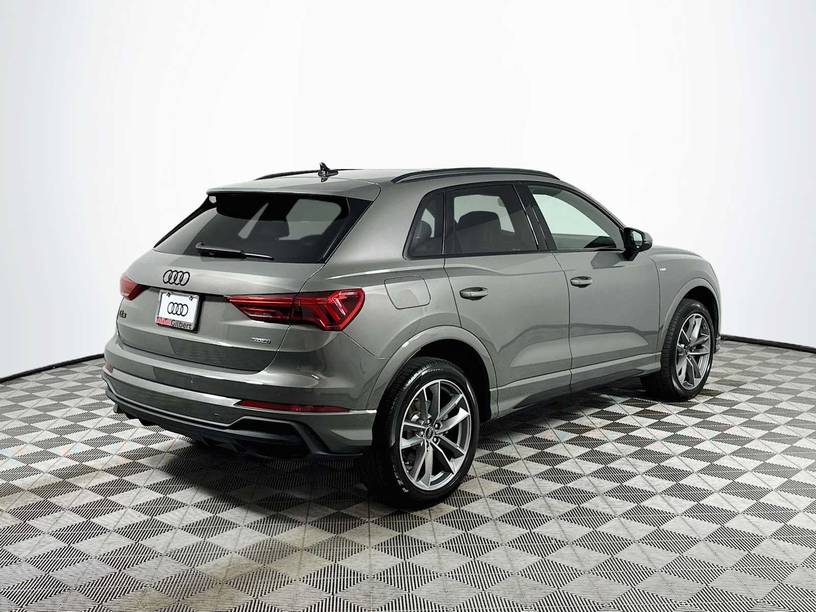 Certified 2023 Audi Q3 2.0T Premium w/ Black Optic Sport Package AWD/4WD image 7