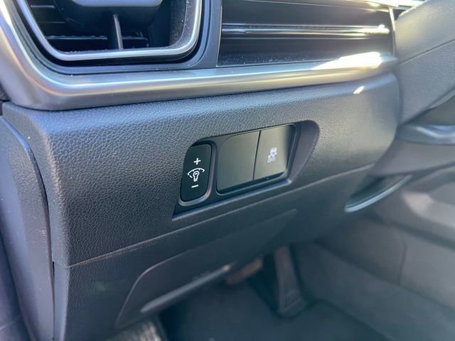 Certified 2024 Kia Sorento S image 18