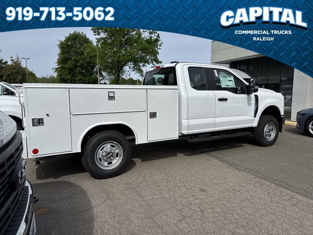 New 2026 Ford F250 XL w/ XL Chrome Package image 8