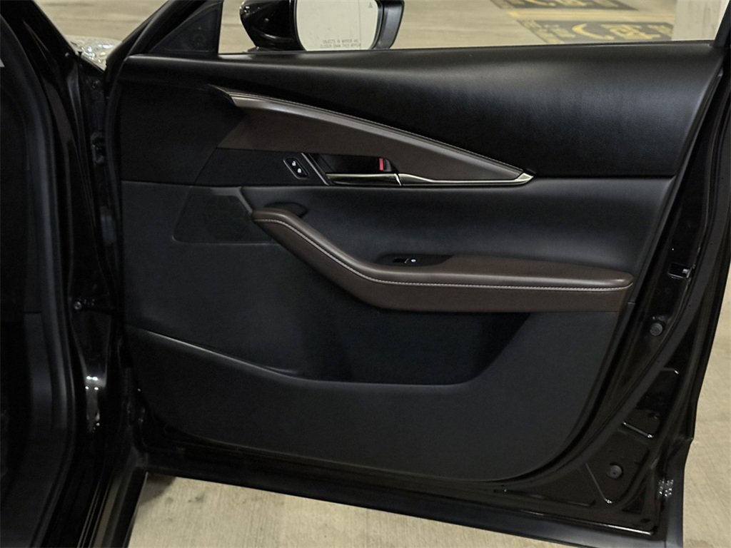 Used 2023 MAZDA CX-30 AWD 2.5 S w/ Premium Package image 11