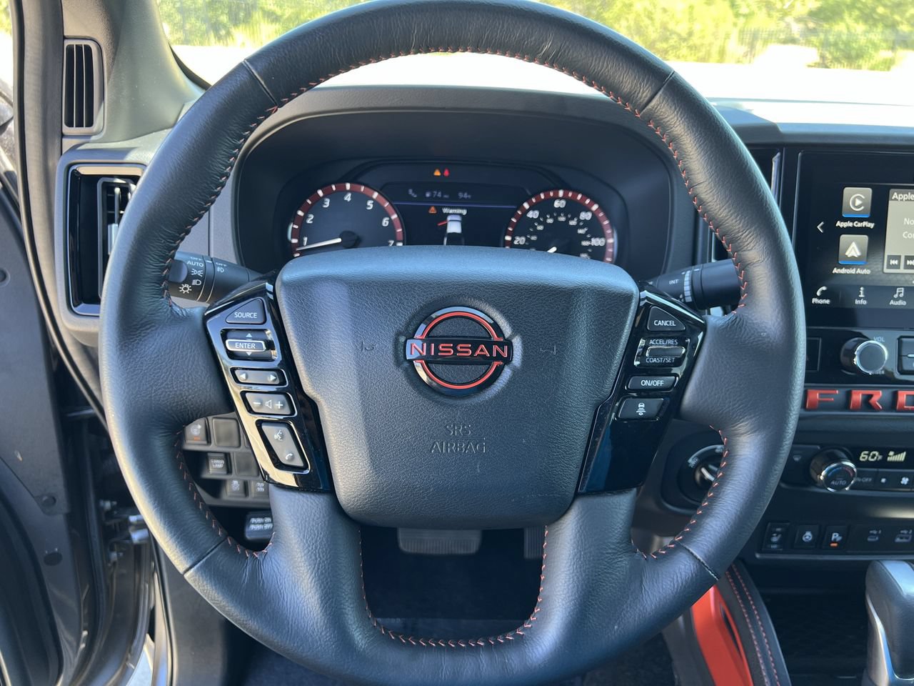 Used 2026 Nissan Frontier PRO-4X AWD/4WD image 11