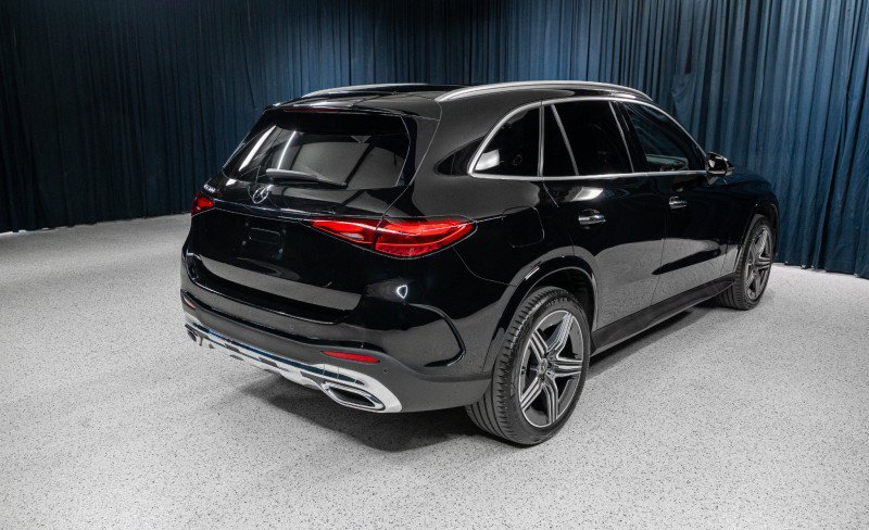 Certified 2023 Mercedes-Benz GLC 300 image 4
