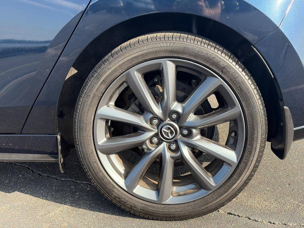 Used 2022 MAZDA MAZDA3 s FWD image 9