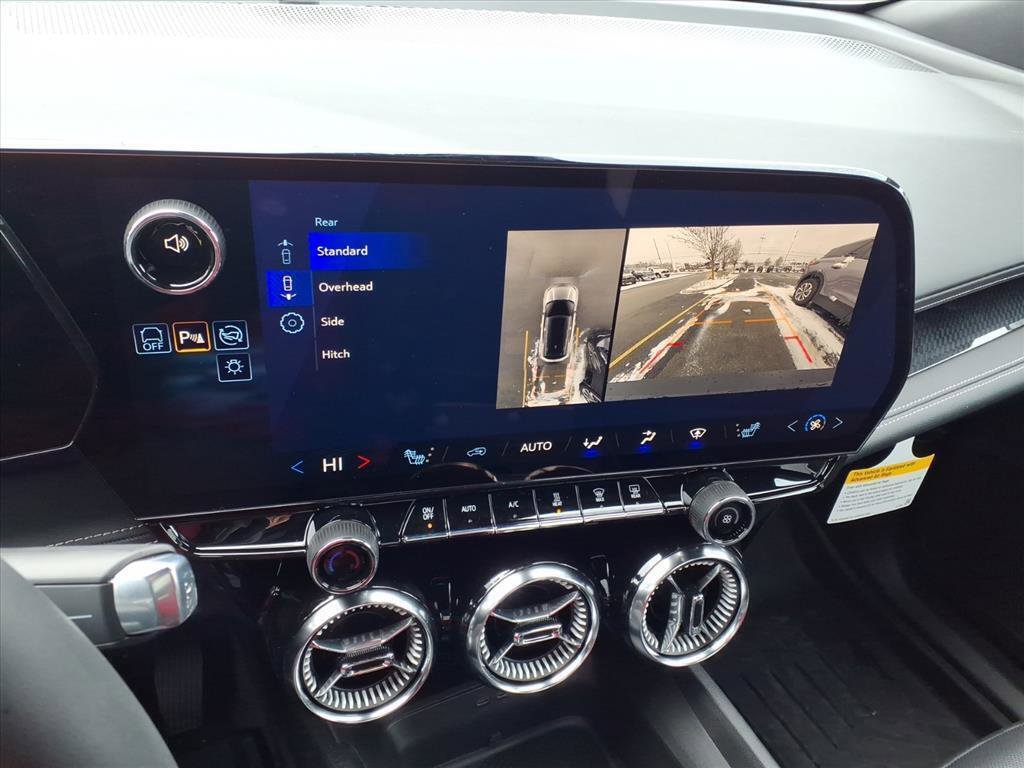 New 2026 Chevrolet Blazer EV LT image 10