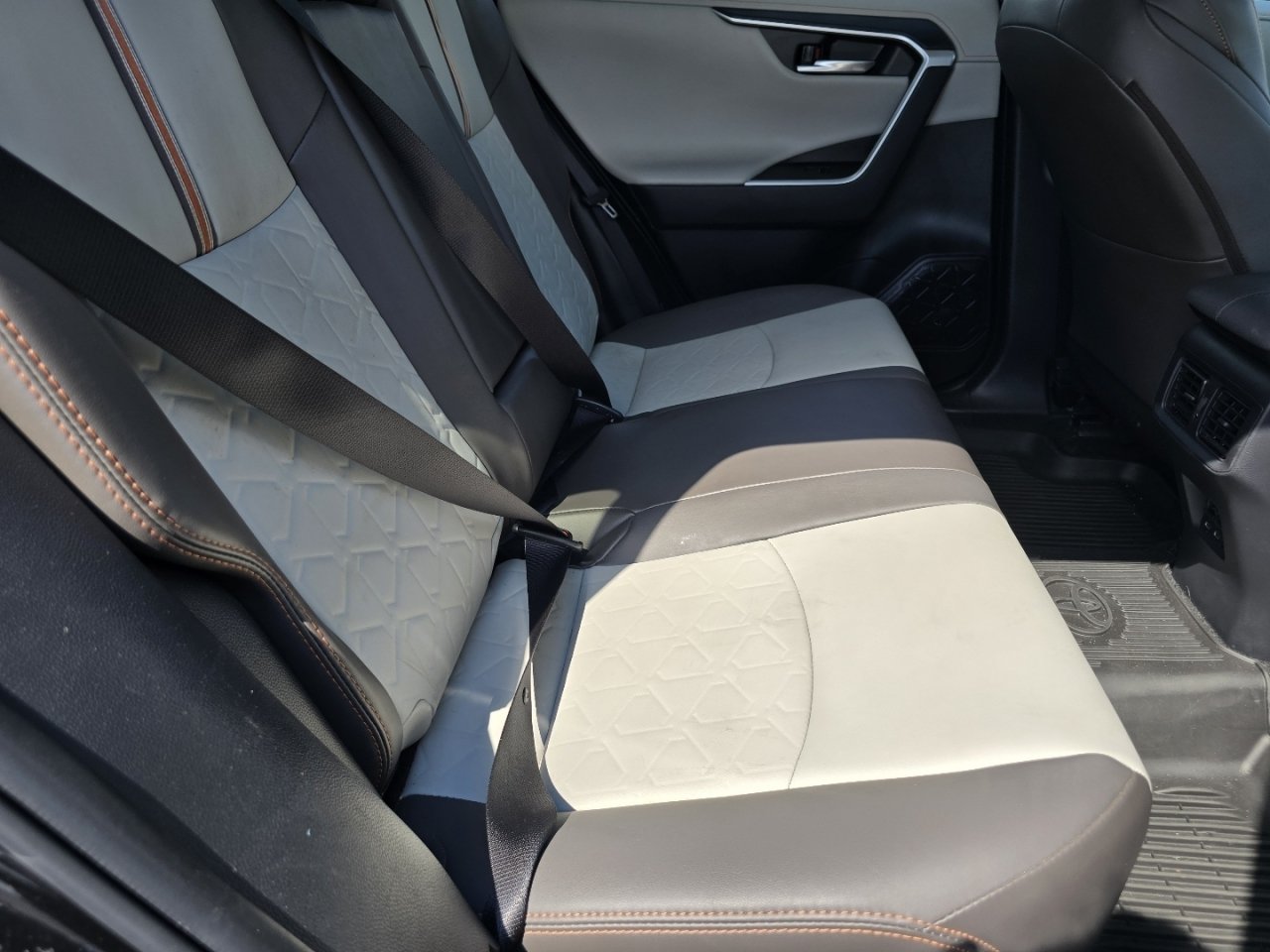 Certified 2024 Toyota RAV4 Adventure AWD/4WD image 18