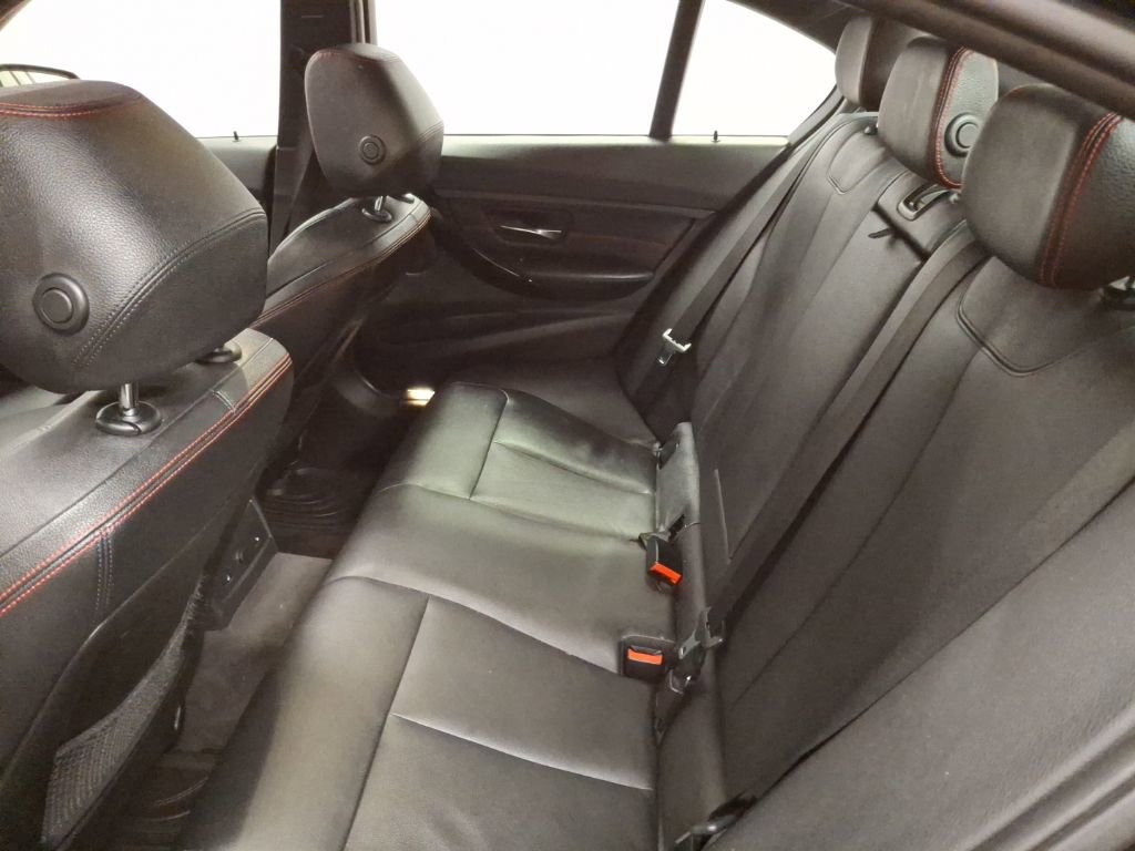 Used 2013 BMW 328i xDrive Sedan image 12