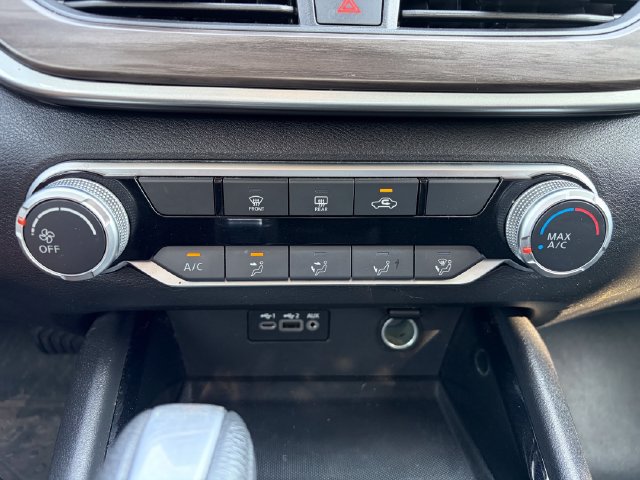 Used 2024 Nissan Altima 2.5 SV AWD/4WD image 28
