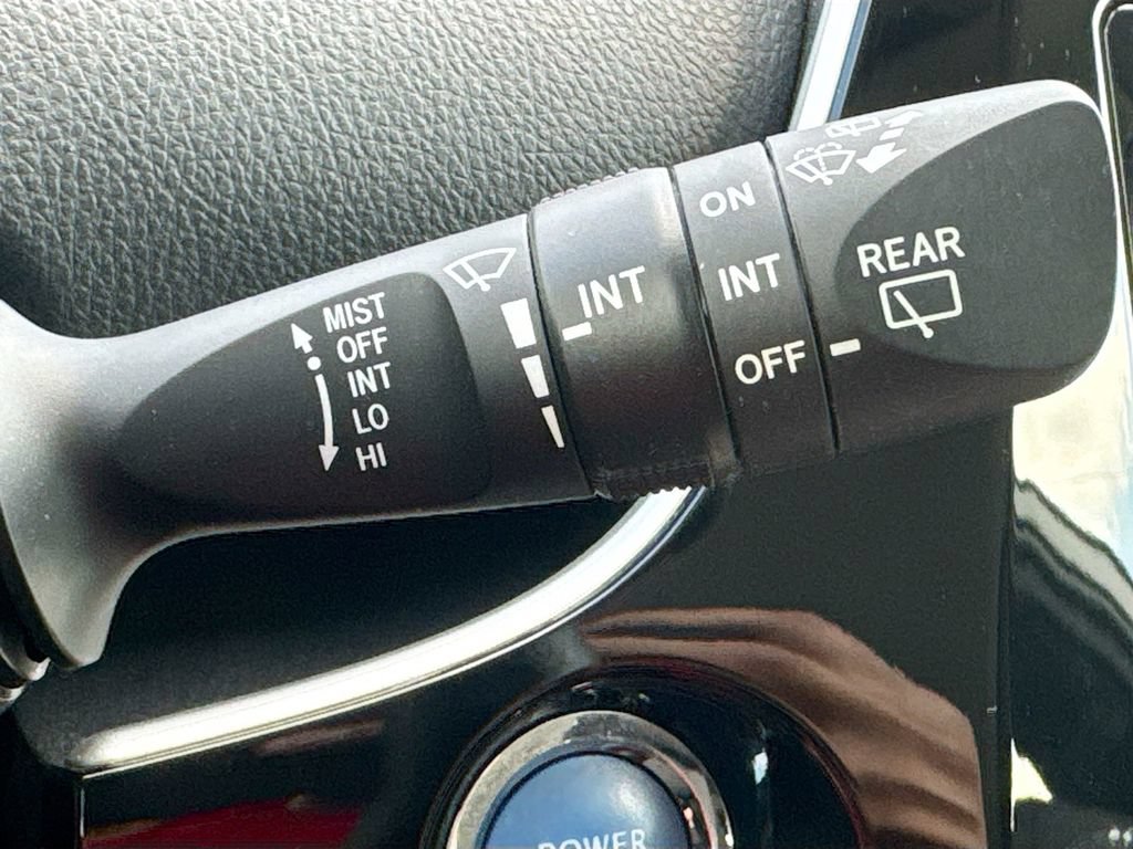 Used 2022 Toyota Prius LE FWD image 14