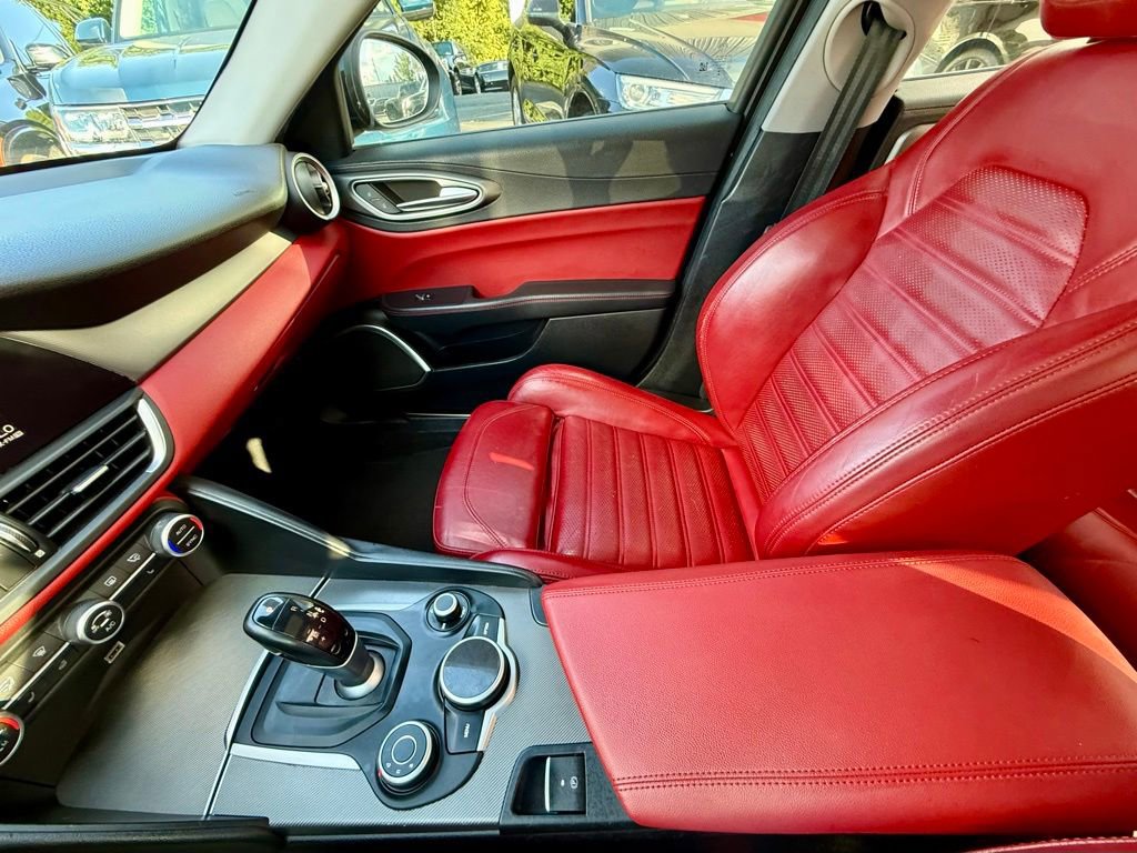 Used 2019 Alfa Romeo Giulia Ti Sport w/ Quick Order Package 22S Sport image 20