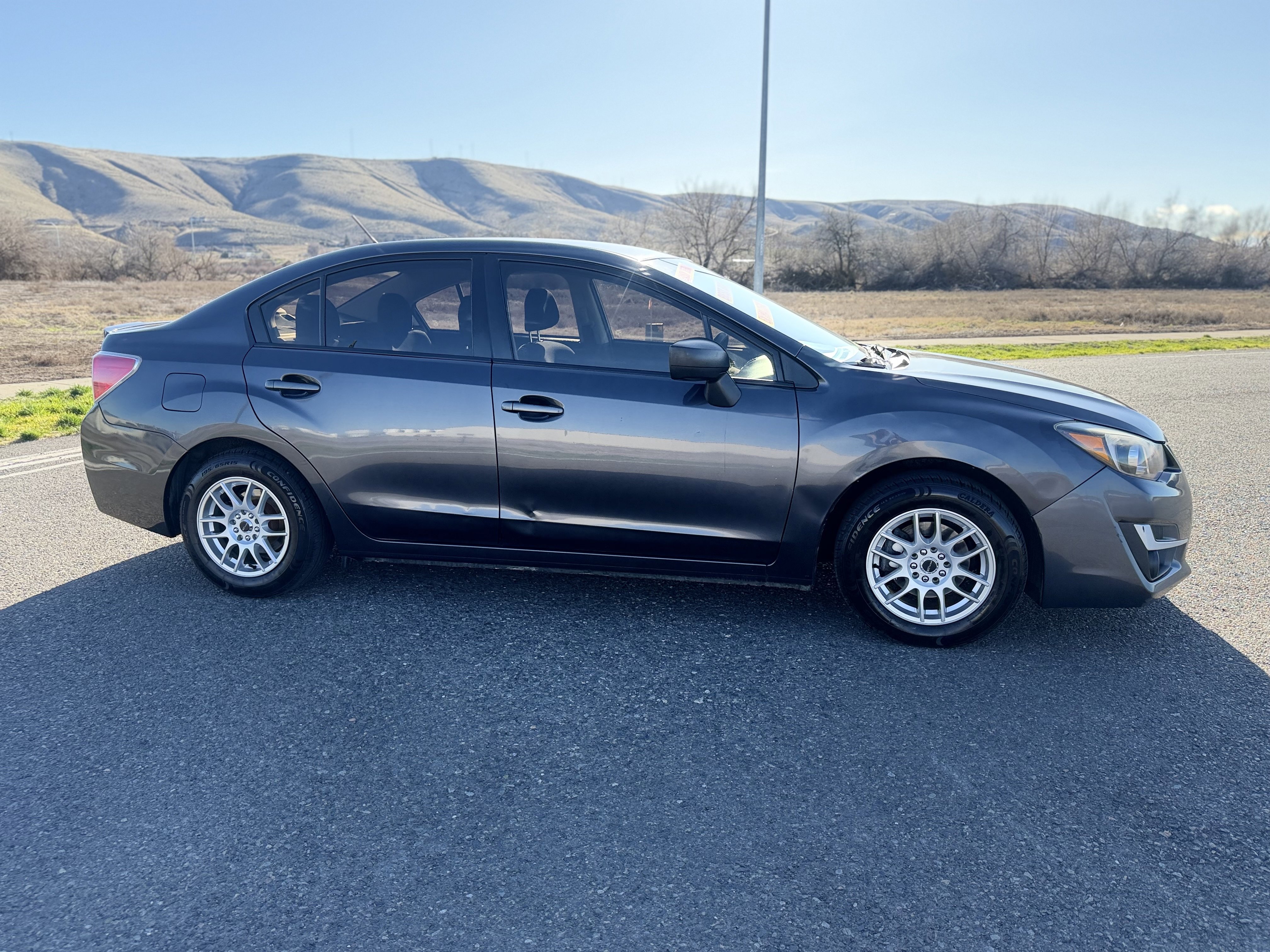 Used 2016 Subaru Impreza 2.0i AWD/4WD image 5