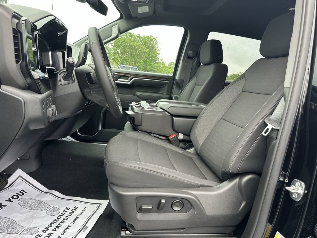 New 2026 Chevrolet Silverado 1500 LT AWD/4WD image 17