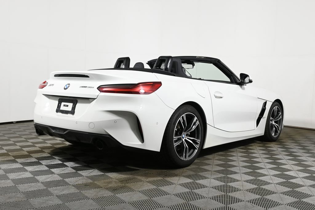 Certified 2024 BMW Z4 sDrive30i w/ Premium Package image 15