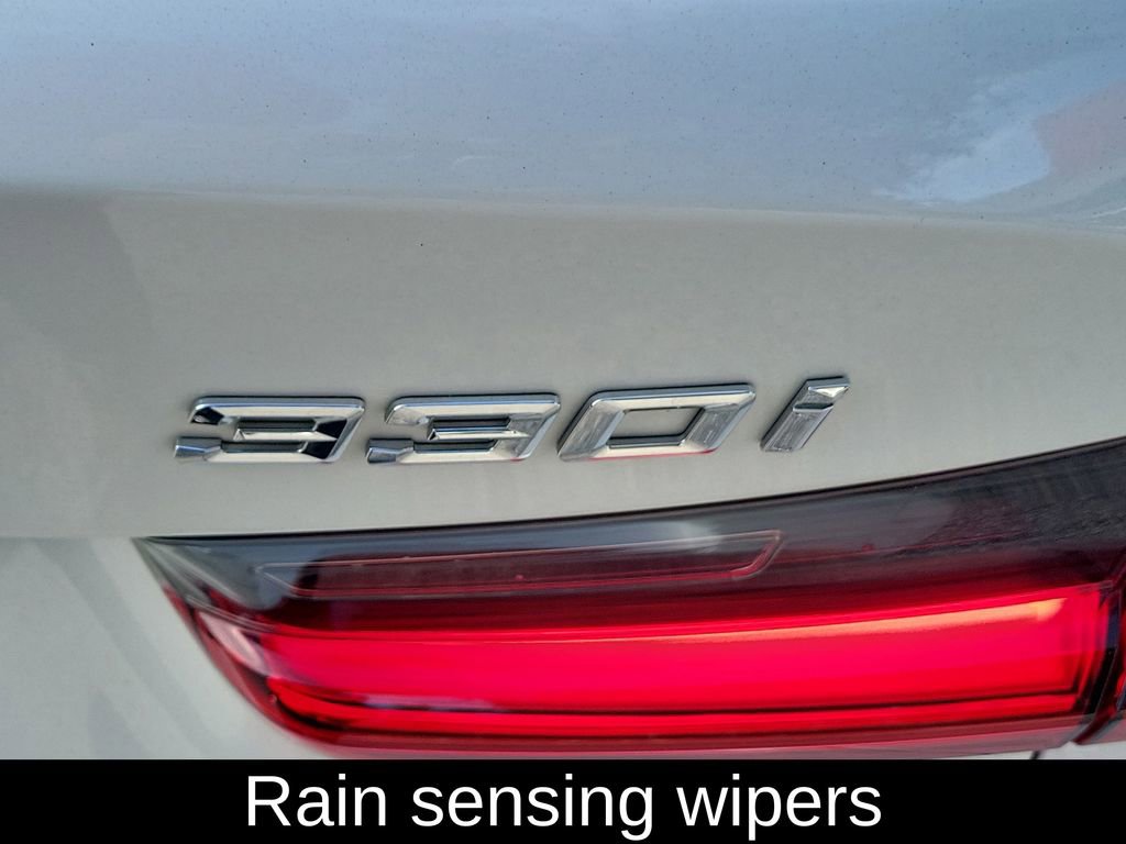 Used 2021 BMW 330i xDrive Sedan w/ Premium Package image 7