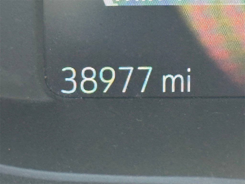 Used 2021 Chevrolet Bolt LT image 31