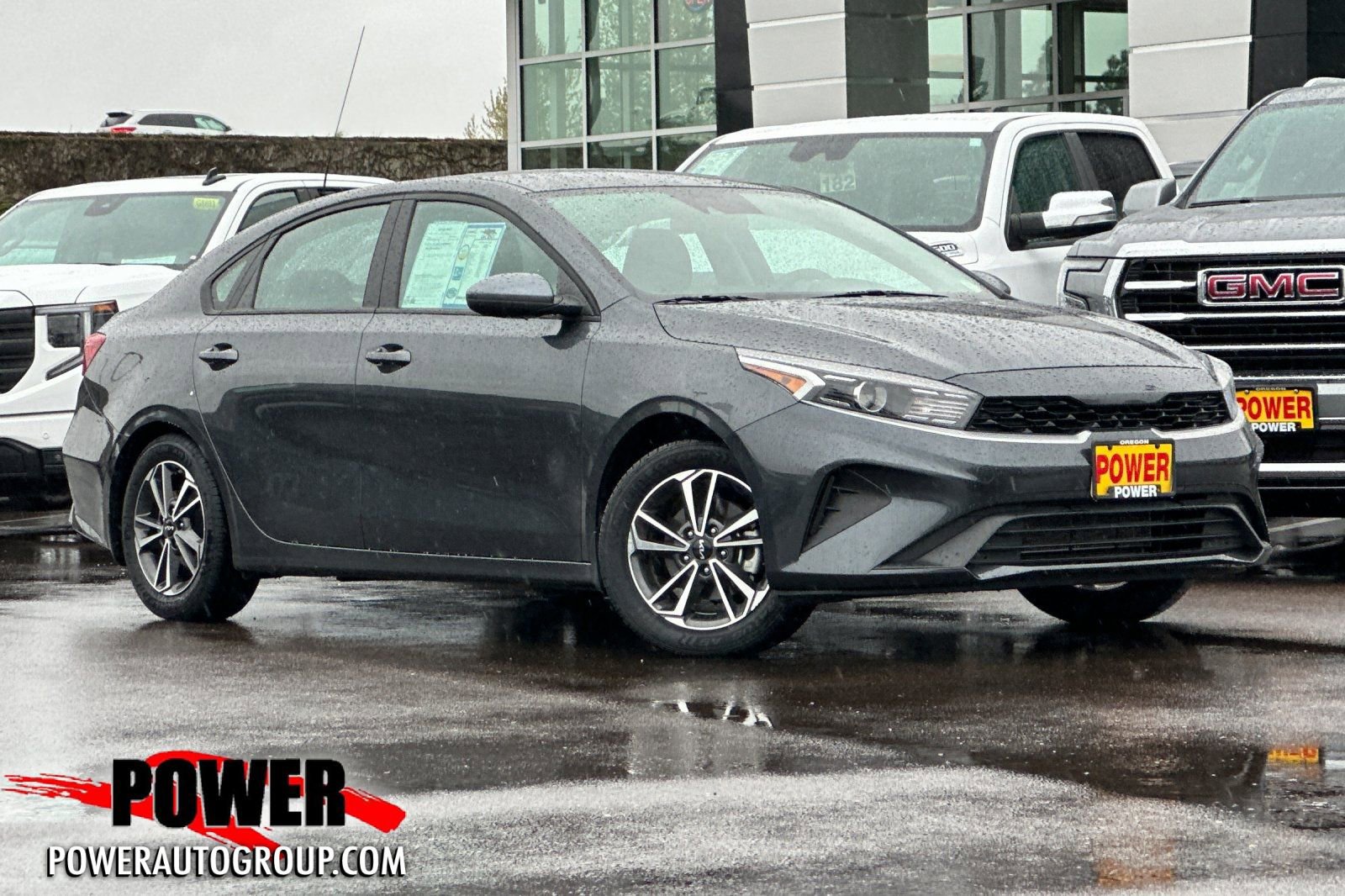 Used 2023 Kia Forte LXS image 1