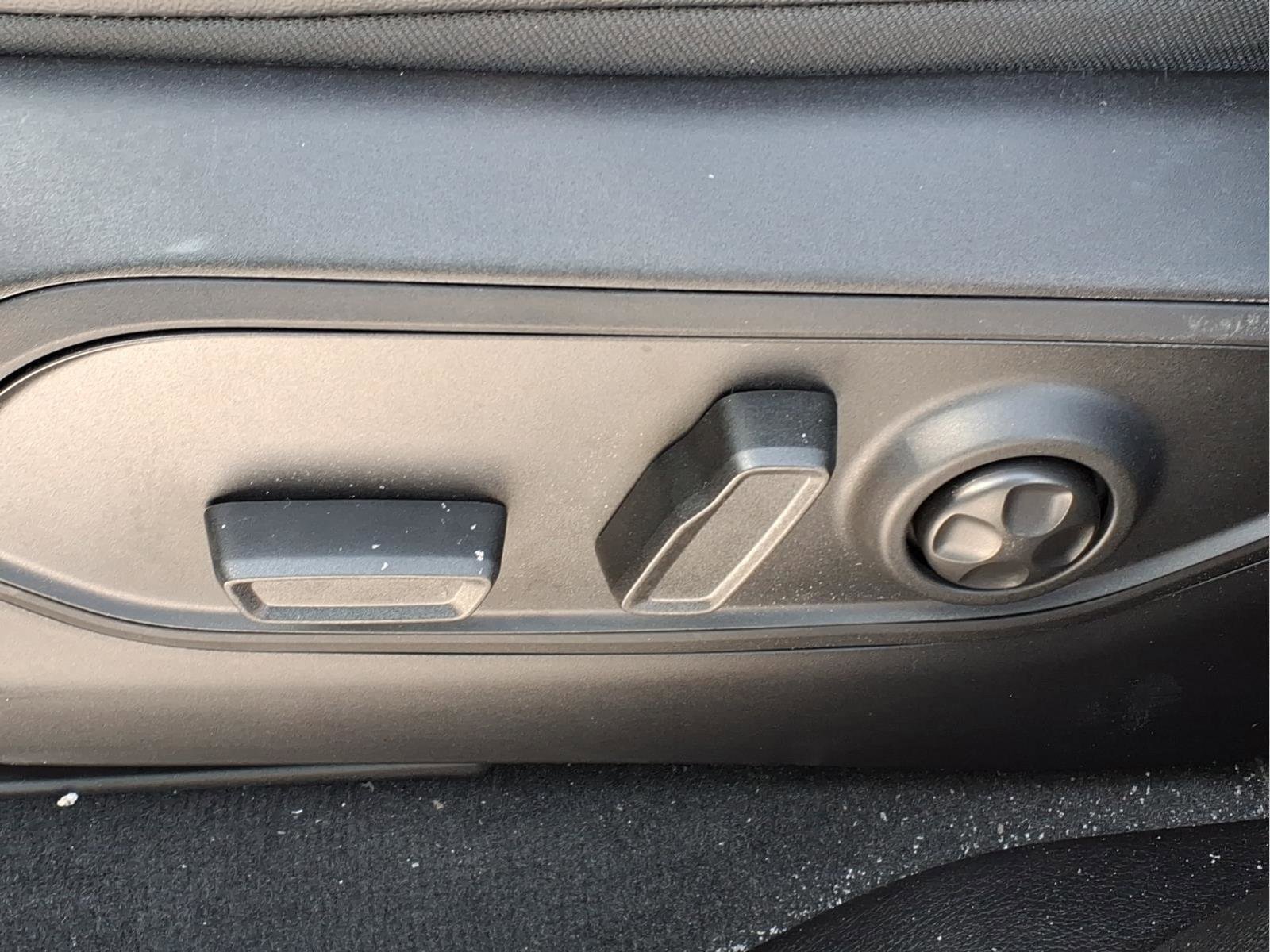 New 2025 Jeep Grand Cherokee L Limited w/ Black Appearance Package image 17