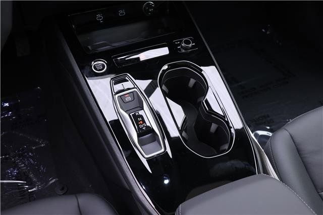 Used 2025 Audi A5 2.0T Premium w/ Convenience Package image 12