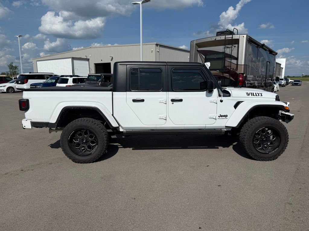 Used 2023 Jeep Gladiator Willys image 17