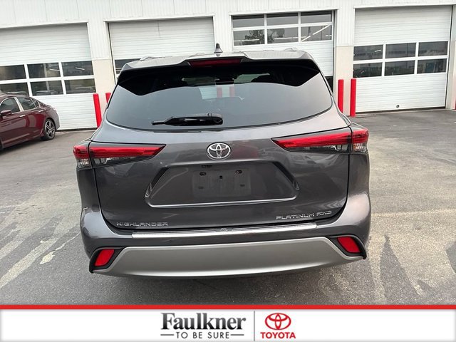 Used 2021 Toyota Highlander Platinum AWD/4WD image 10