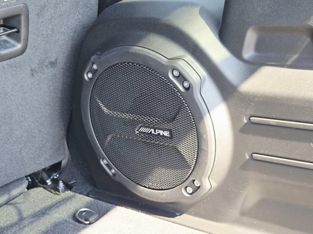Used 2019 Jeep Wrangler Unlimited Sahara w/ Dual Top Group AWD/4WD image 12