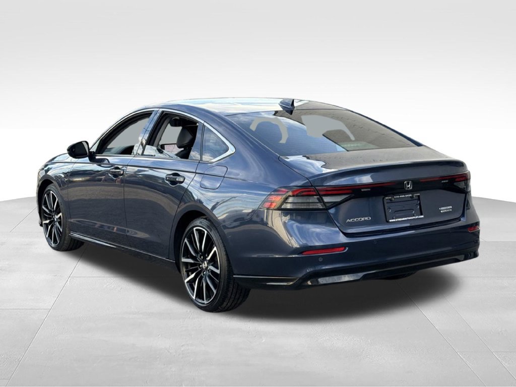 Used 2023 Honda Accord Touring image 6