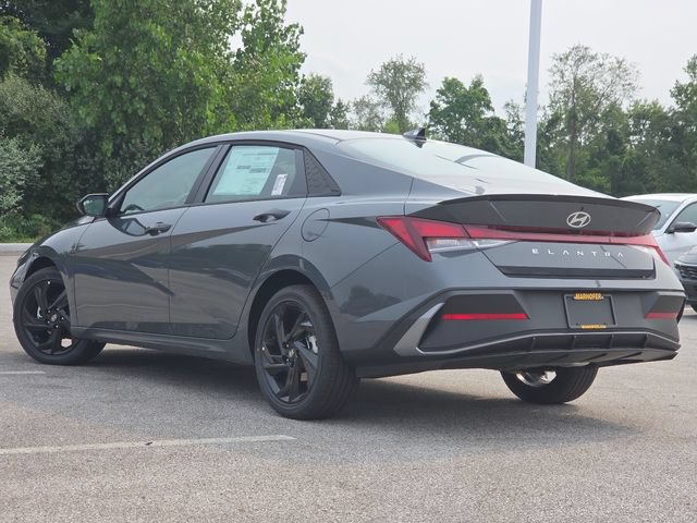 New 2026 Hyundai Elantra SEL Sport FWD image 15