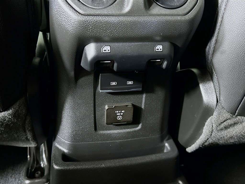 Used 2022 Jeep Wrangler Unlimited Sahara w/ Cold Weather Group image 29