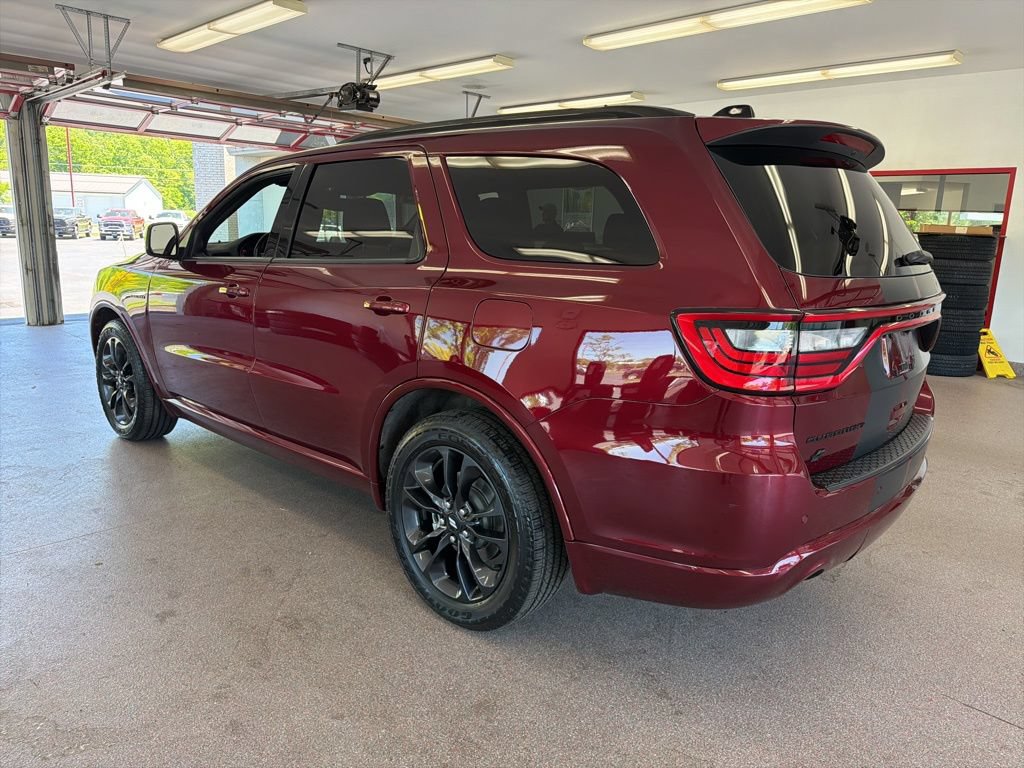 Certified 2025 Dodge Durango R/T w/ Blacktop Package AWD/4WD image 22