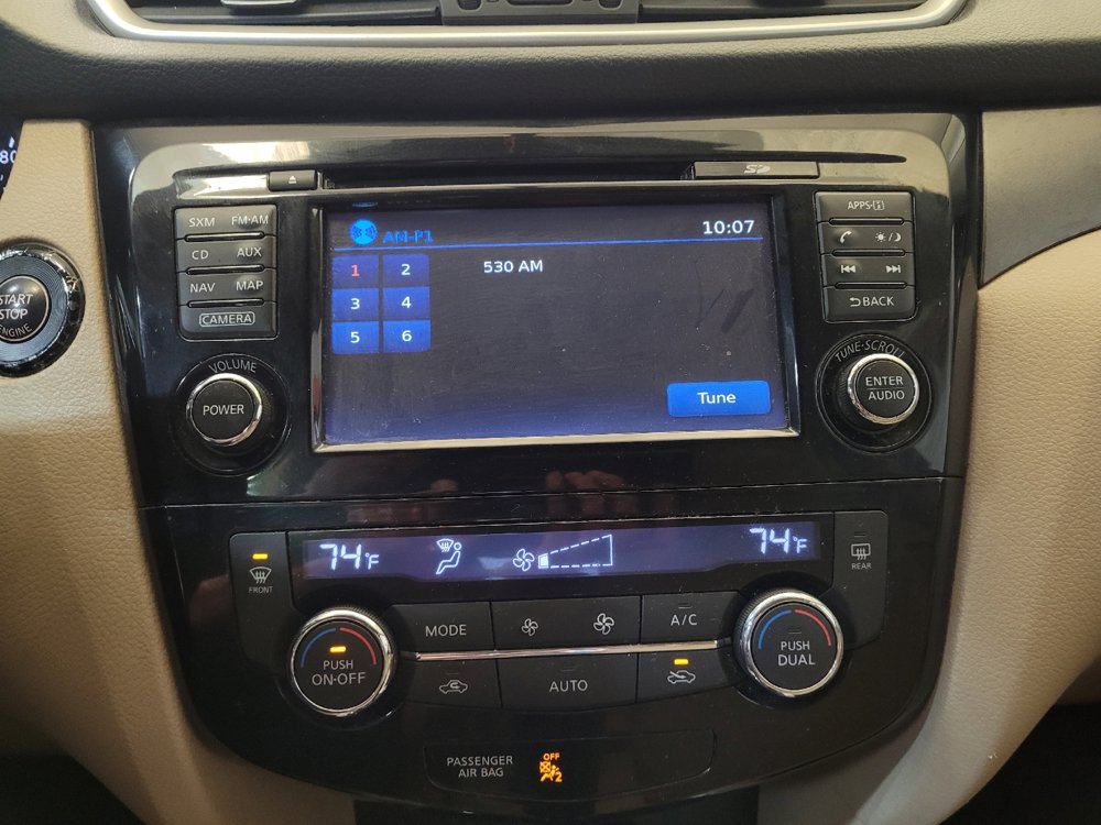 Used 2016 Nissan Rogue SV w/ SV Premium Package FWD image 25
