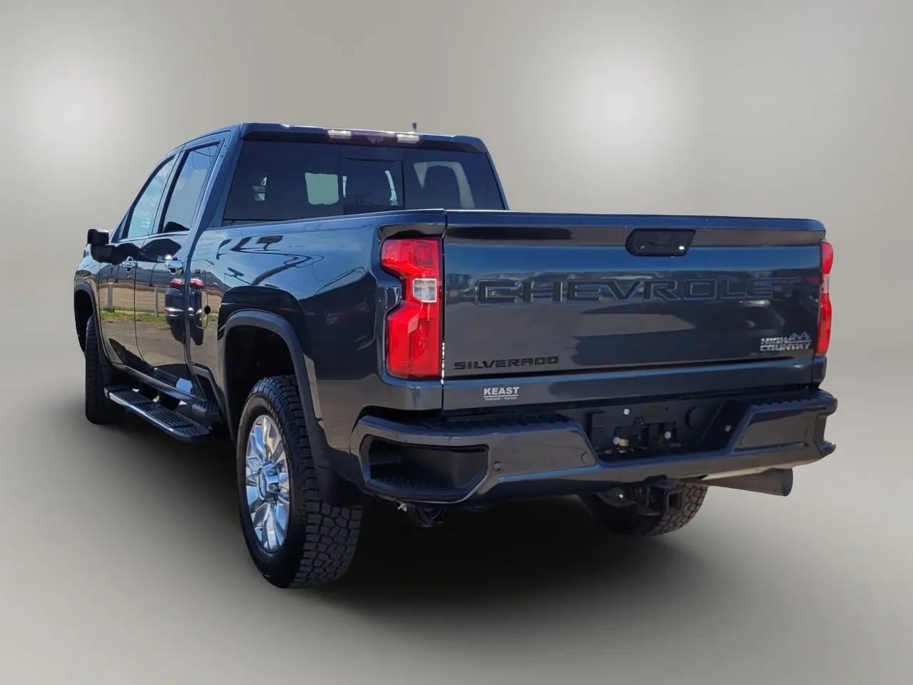 Used 2020 Chevrolet Silverado 3500 High Country w/ Technology Package AWD/4WD image 11