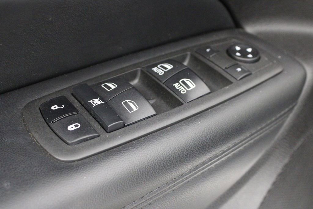 Used 2021 Jeep Grand Cherokee Limited w/ Sun & Sound Group image 18